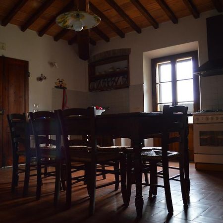Villa Agriturismo La Disperata San Quirico dʼOrcia Exterior foto
