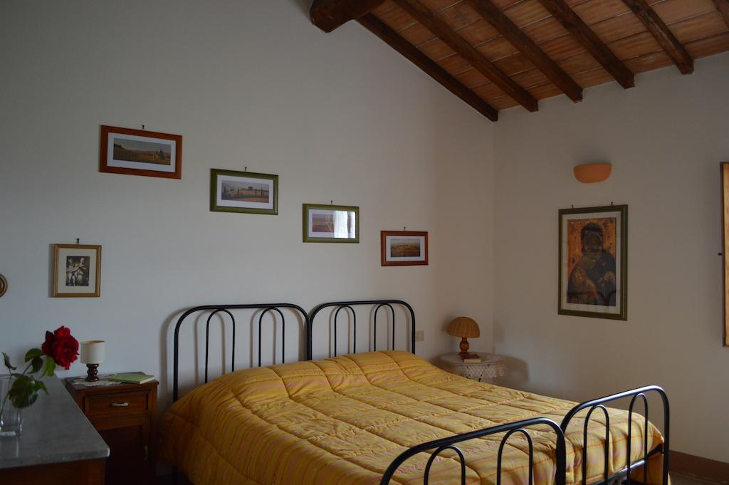 Villa Agriturismo La Disperata San Quirico dʼOrcia Exterior foto